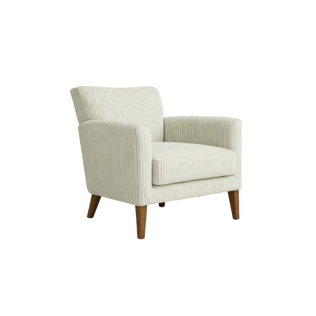 Suzanna Classic Armchair