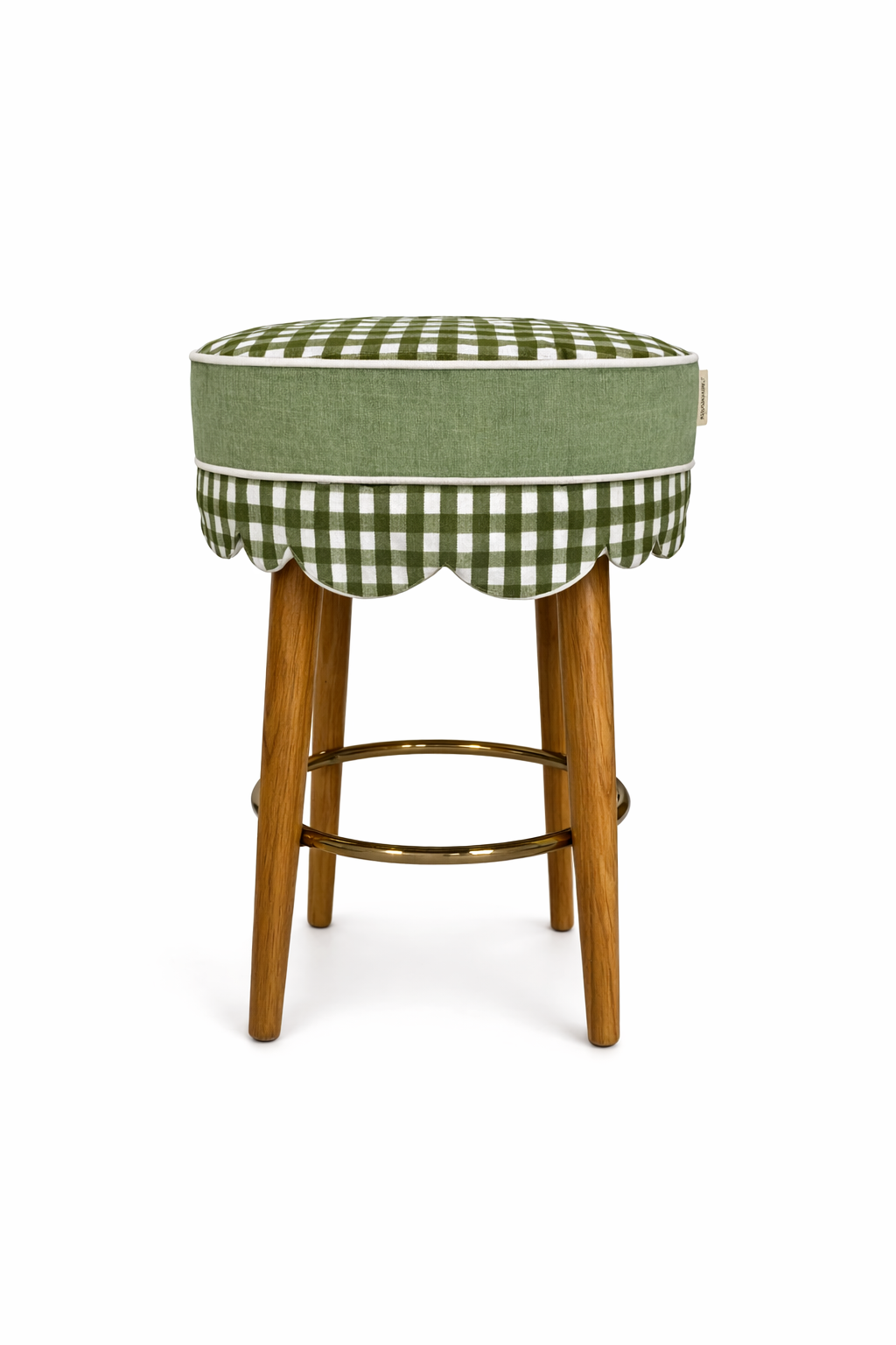 Button Relaxed Counter Stool