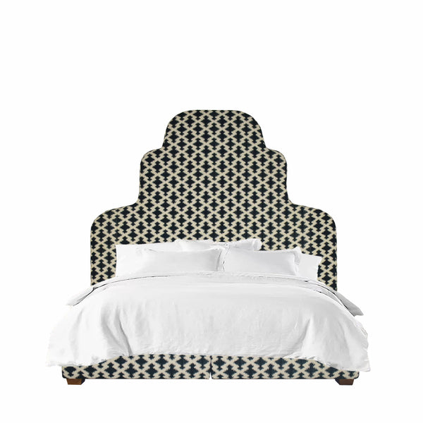Cloe Bed