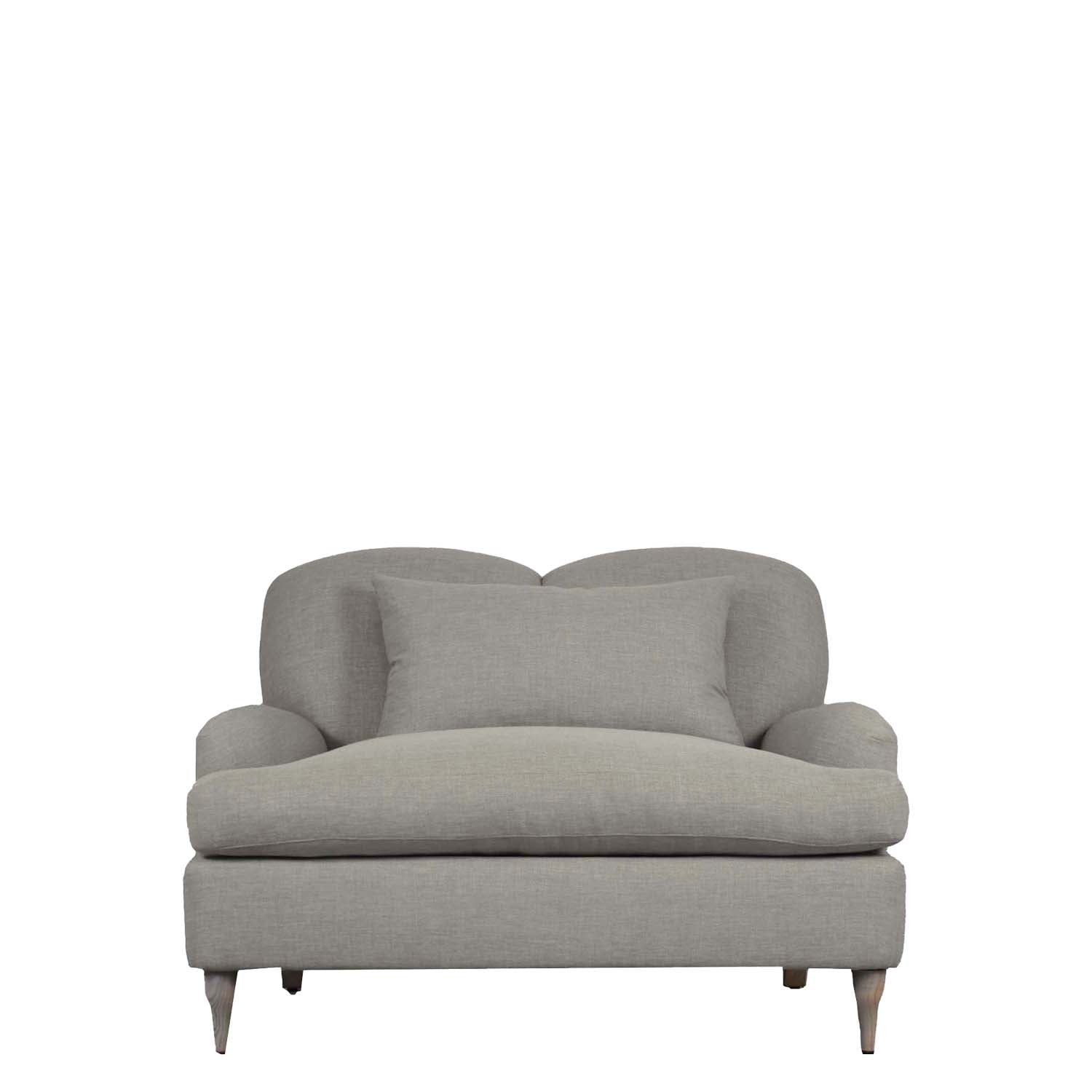 GG Love seat